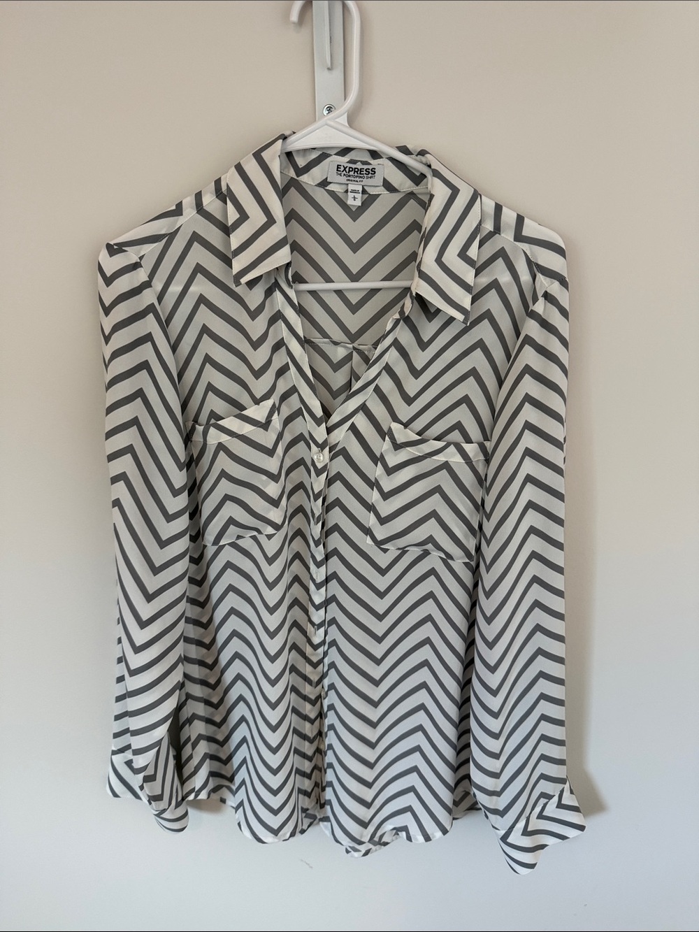 Express Chevron Button-Down Shirt — White and Gray